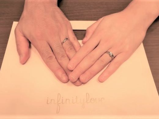 厳選されたダイヤモンドはいつまでも見ていられます