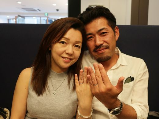 シンプルでかつカッコイイ(可愛い)個性的なリングを探していました。