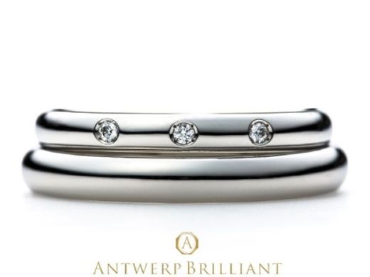 シンプルで重ね付けができる素敵なデザインの指輪に出会えました！