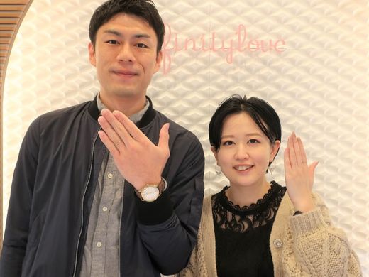  シンプルだけれどキラキラと存在感のあるダイヤモンドの輝きが魅力的です