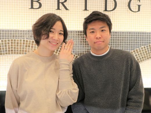 ミルグレインがかわいい、アンティーク調の婚約指輪♪