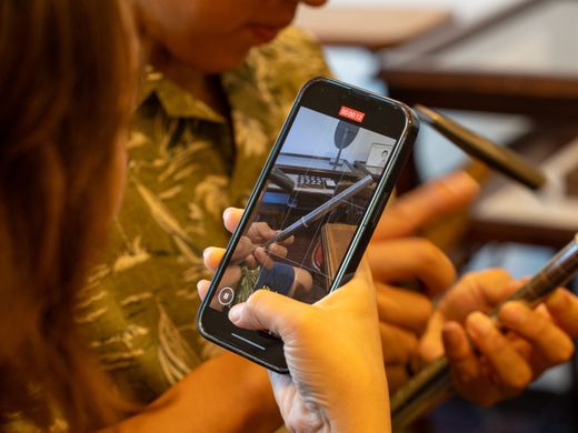 【当店限定！スペシャル特典 】『槌目入れ体験 』にご参加可能！ 既製品の指輪とは一味 違う、 思い入れのあるふたりだけの指輪に ♪