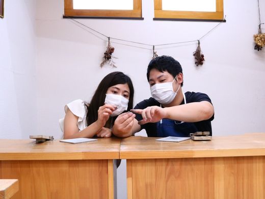 優美な曲線を描く結婚指輪を鋳造でご制作に