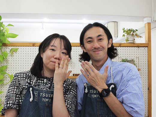 オリジナルの手書き刻印を添えた、手作り結婚指輪