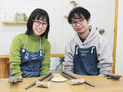 二つの色味を楽しめる、コンビカラーの手作り結婚指輪