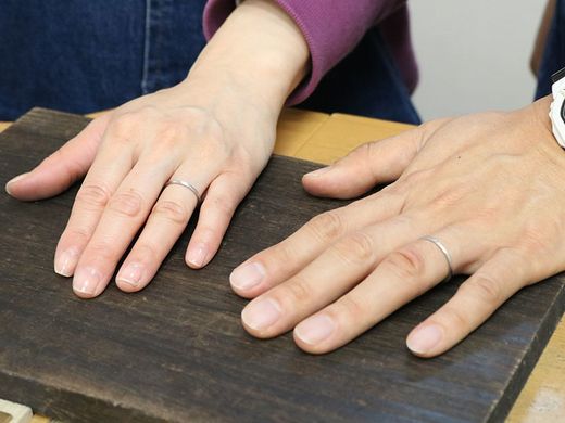 結婚指輪としては珍しいスリムリングに一目惚れ！