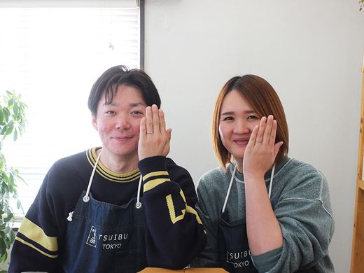 世界に一つだけの槌目模様。甲丸槌目の手作り結婚指輪