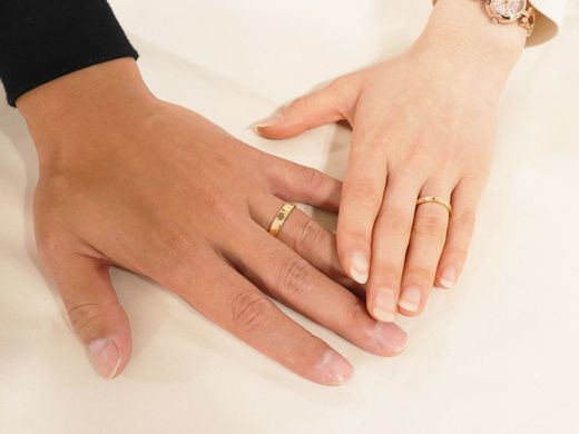 イエローゴールド＋槌目模様の手作り結婚指輪