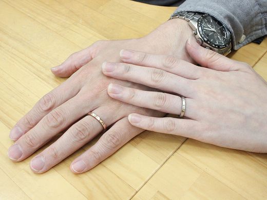 指輪の一部をシェアした手作り結婚指輪