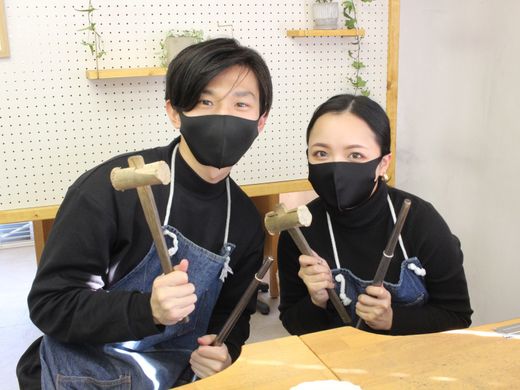 二人のお気に入りの素材で手作り結婚指輪