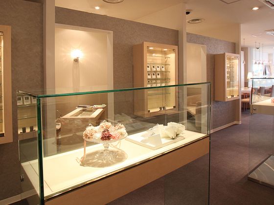 アイプリモ(I-PRIMO) 函館店