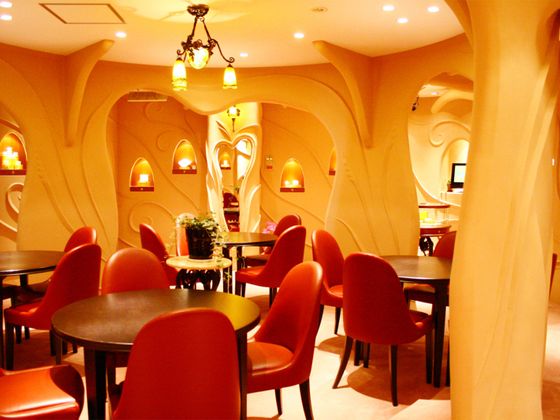 ケイウノ 銀座中央通り店