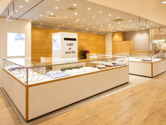 BIJOUPIKO(ビジュピコ)なんばパークス店
