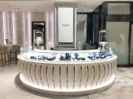 AHKAH(アーカー)　銀座三越店