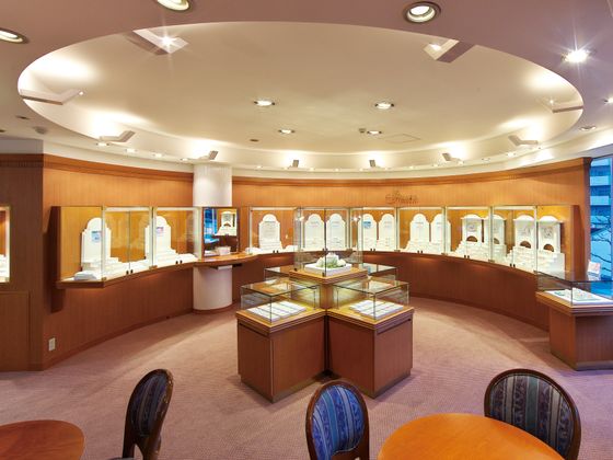 I's stone(アイズストーン) 本店