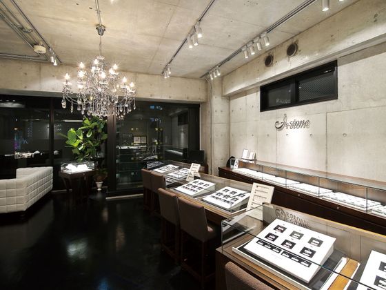 I's stone(アイズストーン) 栄店