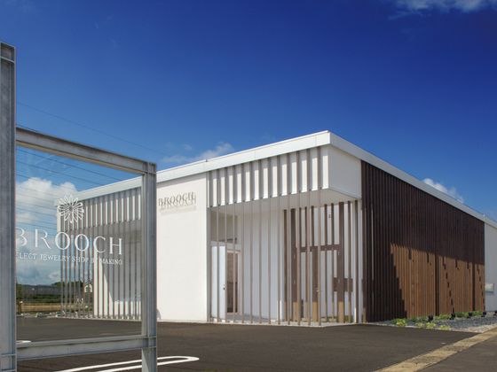 BROOCH(ブローチ)