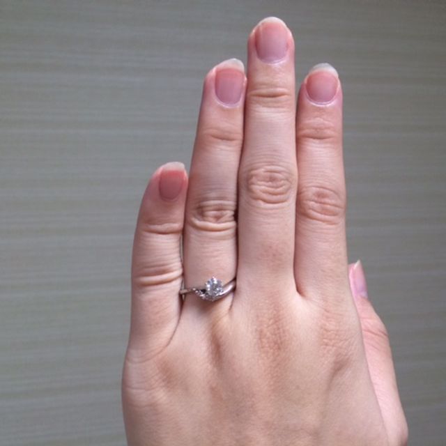 【LEHAIM(レハイム)の口コミ】 一番の決め手はピンクダイアのメレダイアが付いているというところです。
…