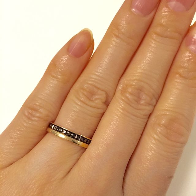 【ブシュロン(BOUCHERON)の口コミ】 主人が、こちらの色違いを見つけて気に入ったことがキッカケでこの指輪と…