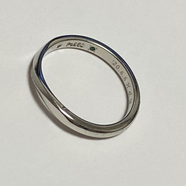 【アイプリモ(I-PRIMO)の口コミ】 シンプルで普段からつけていても目立つことなく使いやすいです。マット加…