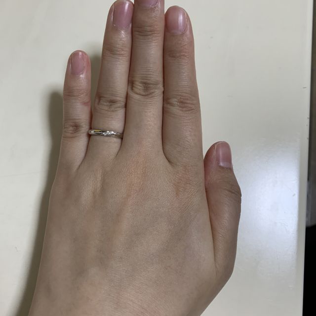 【ケイウノ ブライダル(K.UNO BRIDAL)の口コミ】 様々なタイプの指輪を店舗で見せて頂き、比較をしました。その上で、着け…