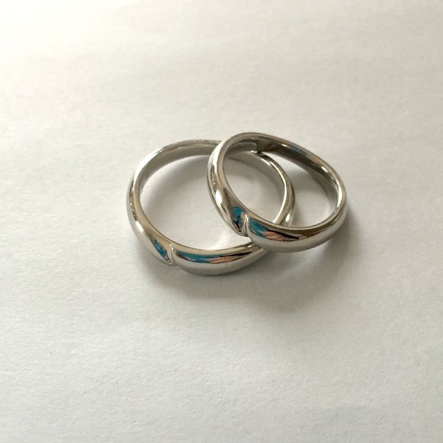 【俄(にわか)の口コミ】 私自身指輪にダイヤがあるものは苦手なので、男性用の指輪をメインに探し…