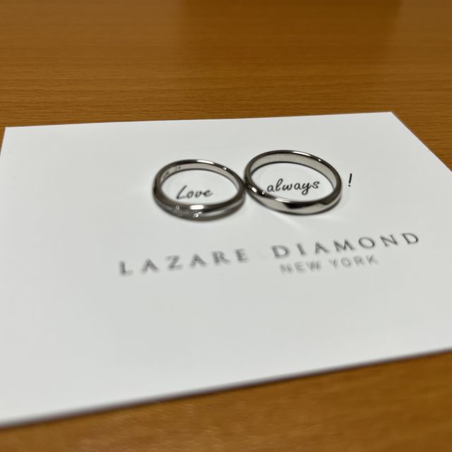【ラザール ダイヤモンド(LAZARE DIAMOND)の口コミ】 悩んでいた結婚指輪。ラザールダイヤモンドの店舗を訪れて、商品に関する…