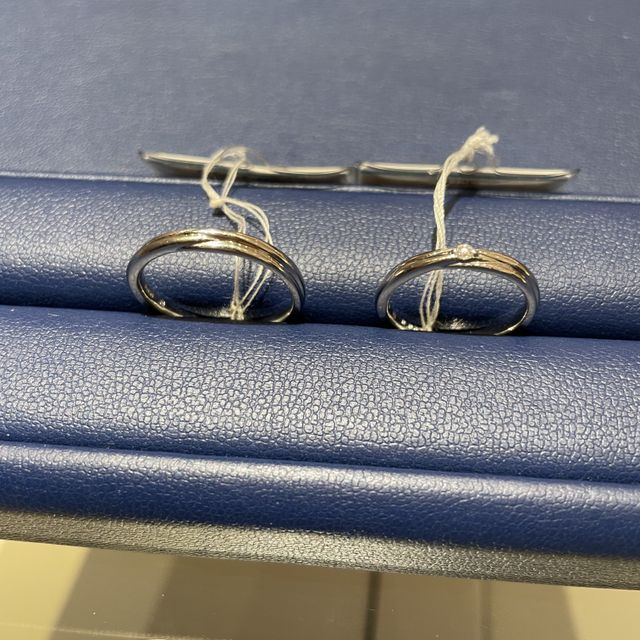 【銀座ダイヤモンドシライシの口コミ】 シンプルなデザインが良く、価格的にもリーズナブルなものを探していまし…