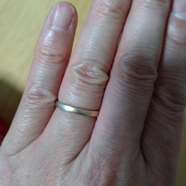 【ひなの口コミ】 グラデーションがかかっており、珍しさにひかれました。そして、店舗の、…