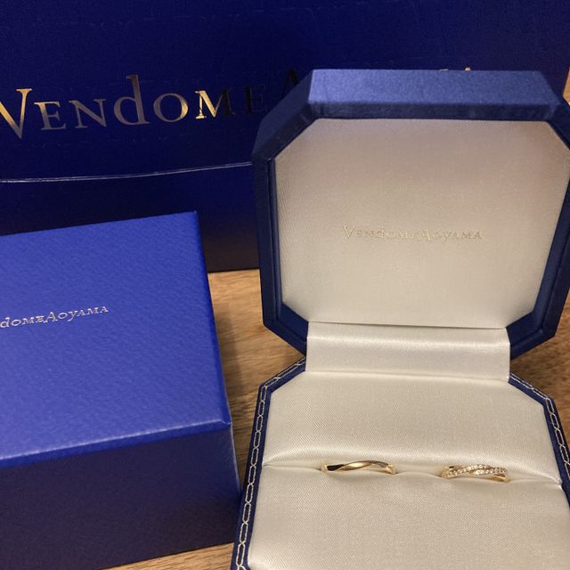 【ヴァンドーム青山(VENDOME AOYAMA)の口コミ】 シンプルなデザインではなく、華やかなものがよく、ハーフエタニティリン…
