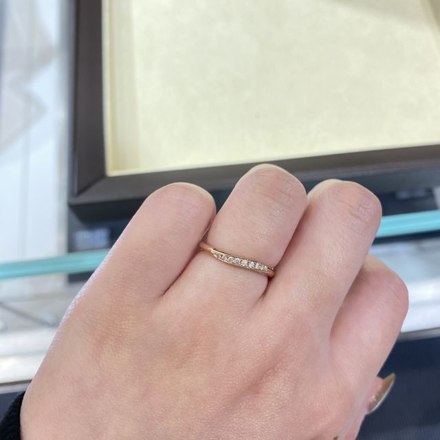 【TASAKI(タサキ)の口コミ】 サクラゴールドというカラーのリングが他店舗にはない絶妙な色味でオシャ…