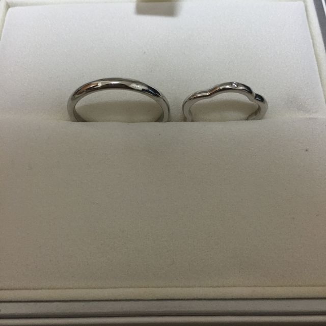 【シャネル(CHANEL)の口コミ】 他にないカメリアの花の形だったからです。
指に着けたり、洗い物をすると…