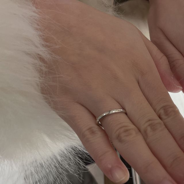 【CHARMY(チャーミー)の口コミ】 よく手を洗い、ハンドクリームをつける為、シンプルなデザインのものを検…