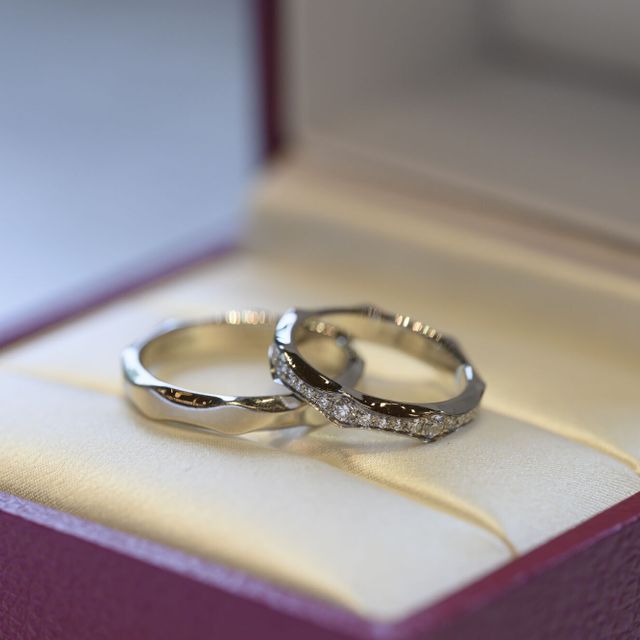 【ブルガリ(BVLGARI)の口コミ】 デザインに一目惚れしました！
エタニティリングは、サイズ調整ができない…