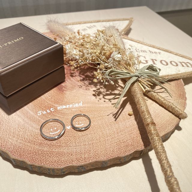 【アイプリモ(I-PRIMO)の口コミ】 仕事中も付けられる指輪を探していたため、シンプルな物を希望していまし…