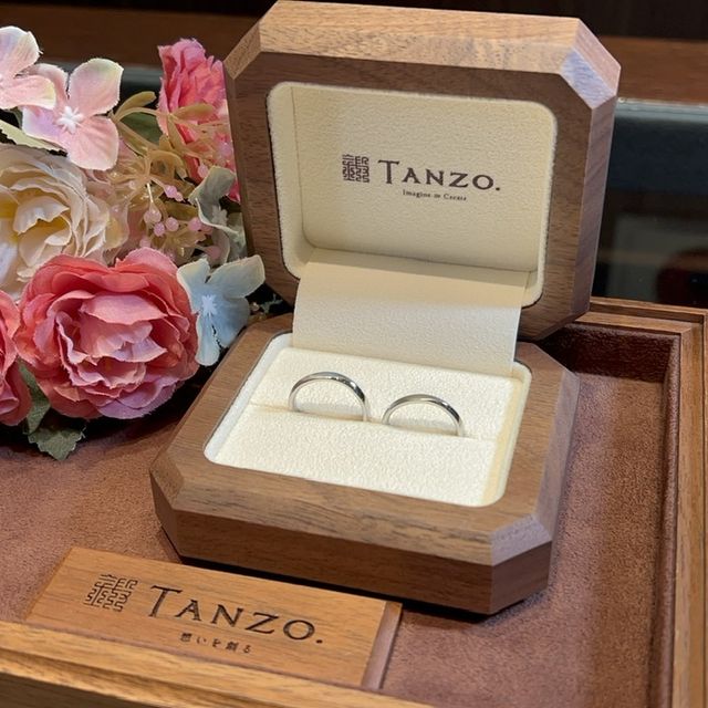 【TANZO.(鍛造指輪)の口コミ】 職業柄、指輪が傷つきやすい環境のため強度の高い指輪を探していました。
…