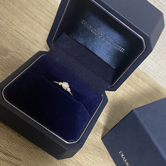 【銀座ダイヤモンドシライシの口コミ】 まずは種類が多かったこと、そして接客してくださる方がとても良い方で、…