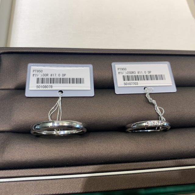 【アイプリモ(I-PRIMO)の口コミ】 シンプルな結婚指輪をさがしていたので、複数の組み合わせから選べるオリ…