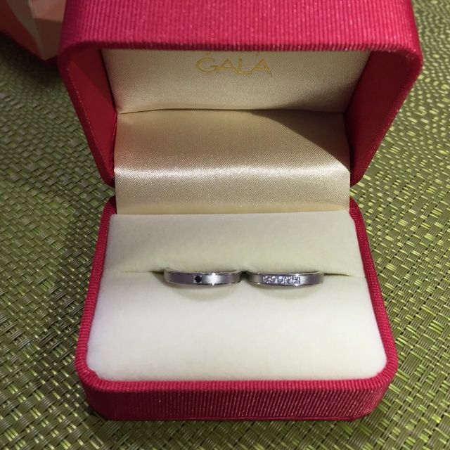 【GALA JEWELRY(ガラジュエリー)の口コミ】 世界に一つだけというオリジナルで作れたこと。裏面に犬の足跡がほれたこ…