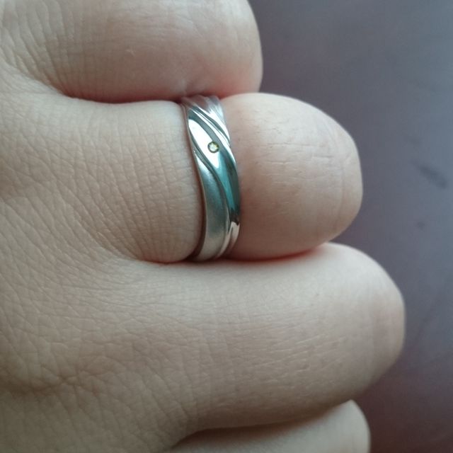 【JEWELRY  KAMATA(ジュエリーかまた)の口コミ】 ふらりと入ったジュエリーかまたで太めのちょうどいい指輪があったので、…