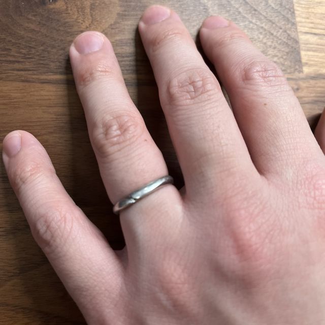 【俄(にわか)の口コミ】 ふたりの固い絆を「結び」という形で表現した結婚指輪というストーリーに…