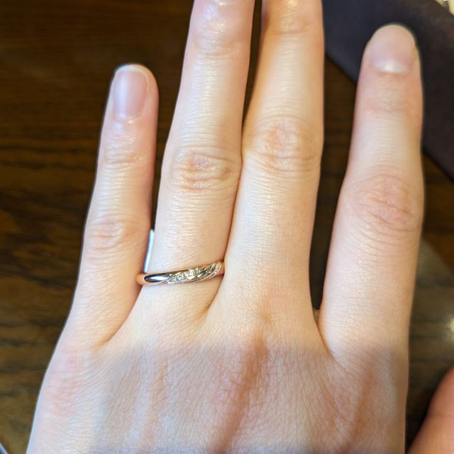 【アイプリモ(I-PRIMO)の口コミ】 なんとなくのイメージで細身のスッキリしたデザインが良かったのですが、…