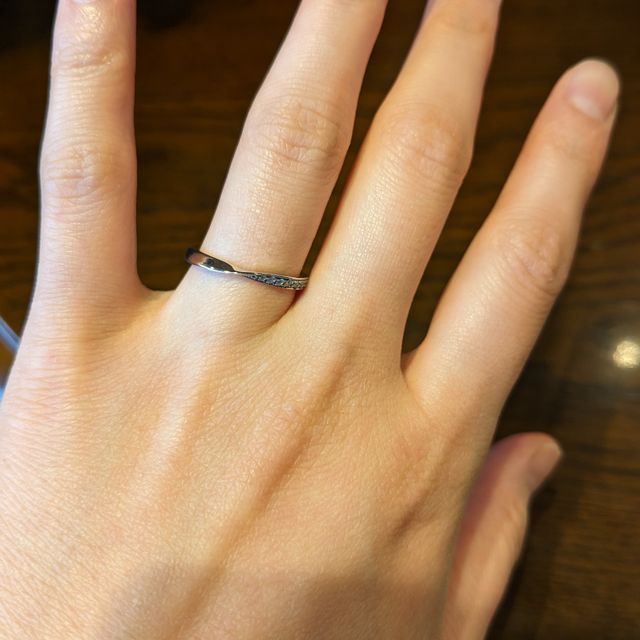 【アイプリモ(I-PRIMO)の口コミ】 なんとなくのイメージで細身のスッキリしたデザインが良かったのですが、…