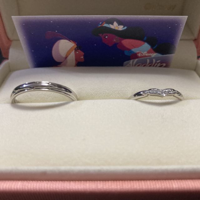 【ケイウノ ブライダル(K.UNO BRIDAL)の口コミ】 指輪のデザイン
ディズニーがお互い好きだったのでケイウノさんのリングが…