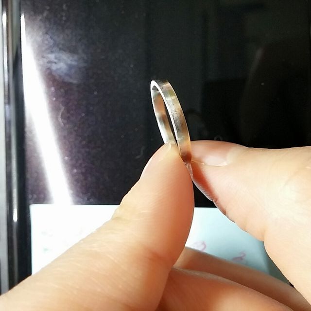 【Pfutze(プフッツェ)の口コミ】 結婚指輪は日常的に長くつけるものなので、かなり悩みました。当初は「杢…