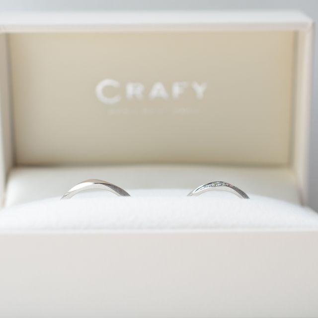 【CRAFY(クラフィ)の口コミ】 お互いがそれぞれ好きなデザインで作成することが出来、ある程度のサンプ…