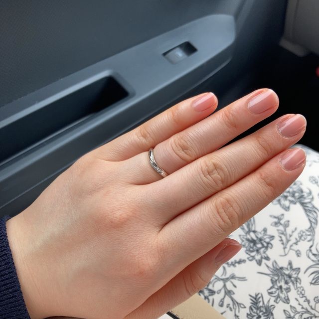 【ケイウノ ブライダル(K.UNO BRIDAL)の口コミ】 接客してくださった方が、とても明るく本当に指輪が好きで自身のブランド…
