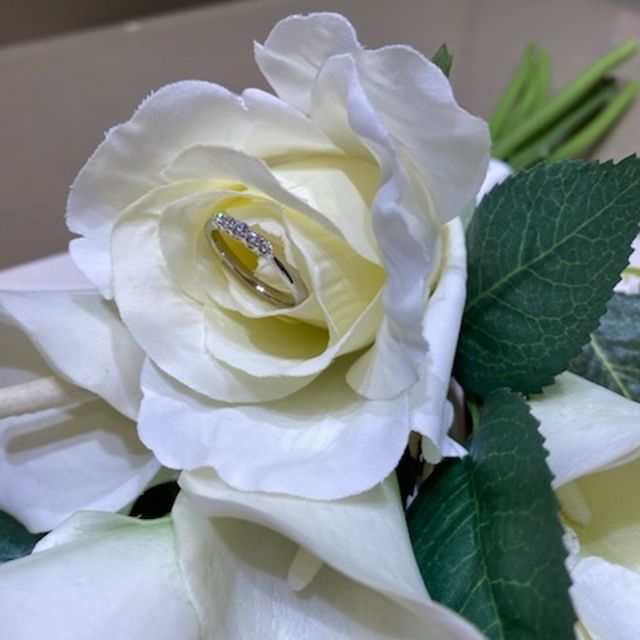 【アイプリモ(I-PRIMO)の口コミ】 絶対に妥協したくなかったので、100本以上の指輪を見てきたなかで自分のこ…