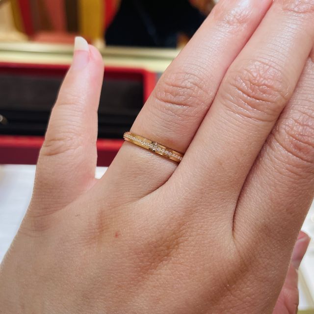 【カルティエ(Cartier)の口コミ】 フラっと入っただけだったのですが、ものすごーく可愛い指輪と出会ってし…