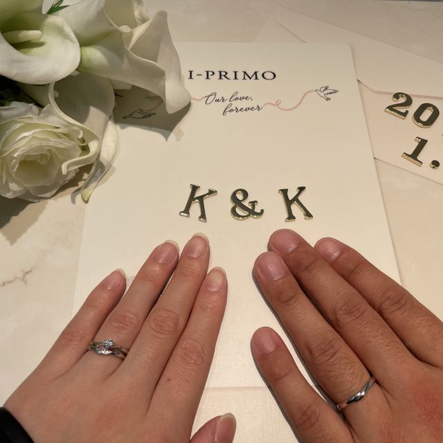 【アイプリモ(I-PRIMO)の口コミ】 　指輪をつけたときの雰囲気やつけ心地が良かった。また、デザインがV字で…